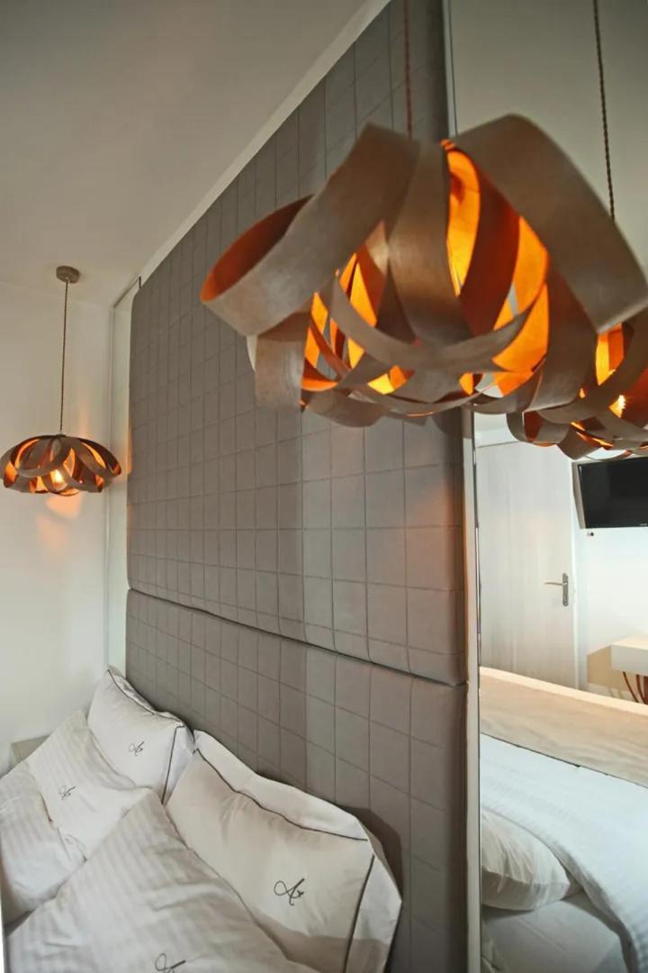 Athinais Luxury Apartments Ханиоти Экстерьер фото