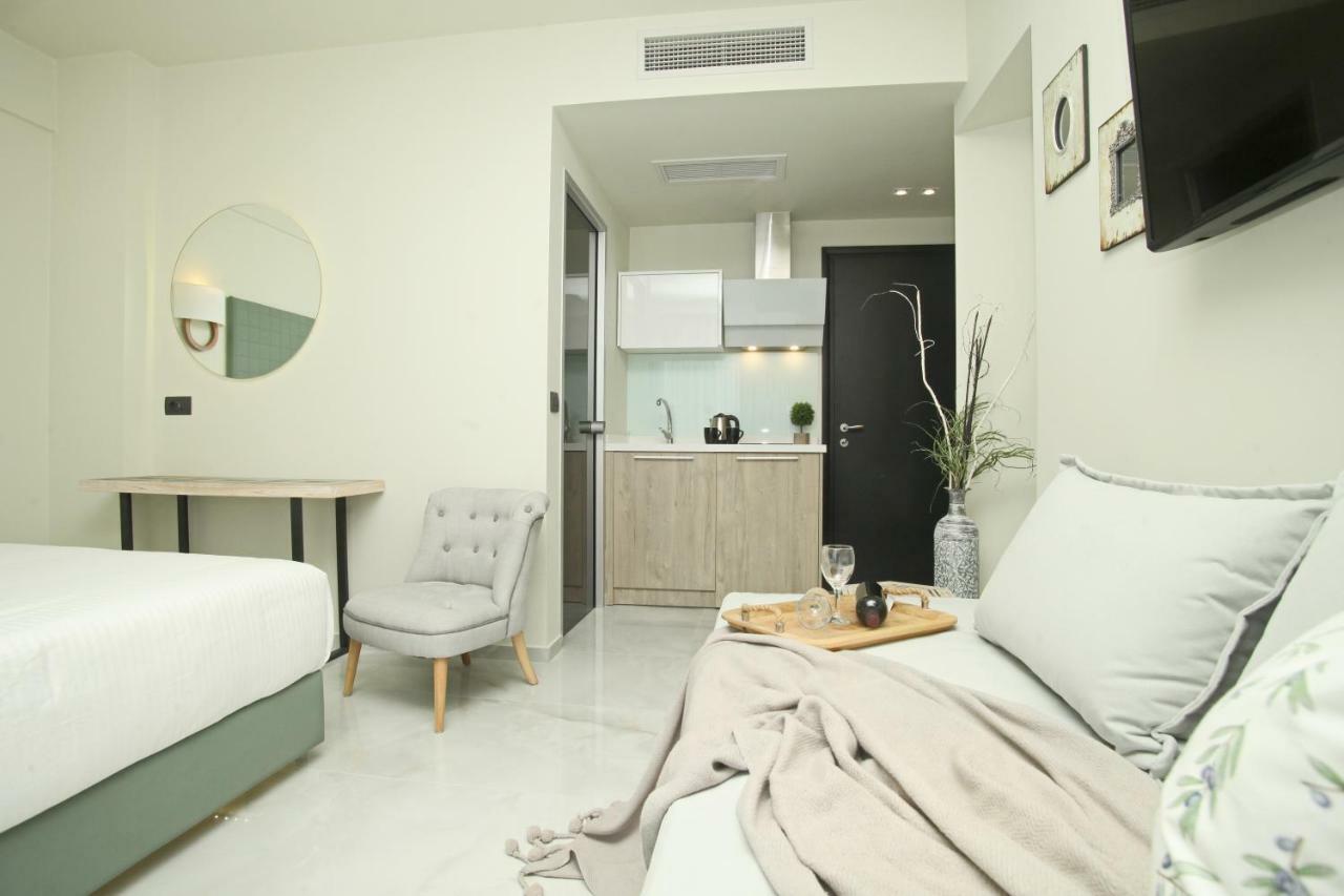 Athinais Luxury Apartments Ханиоти Экстерьер фото