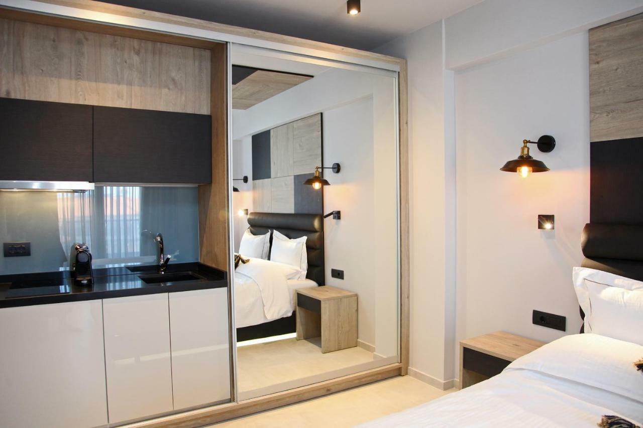 Athinais Luxury Apartments Ханиоти Экстерьер фото