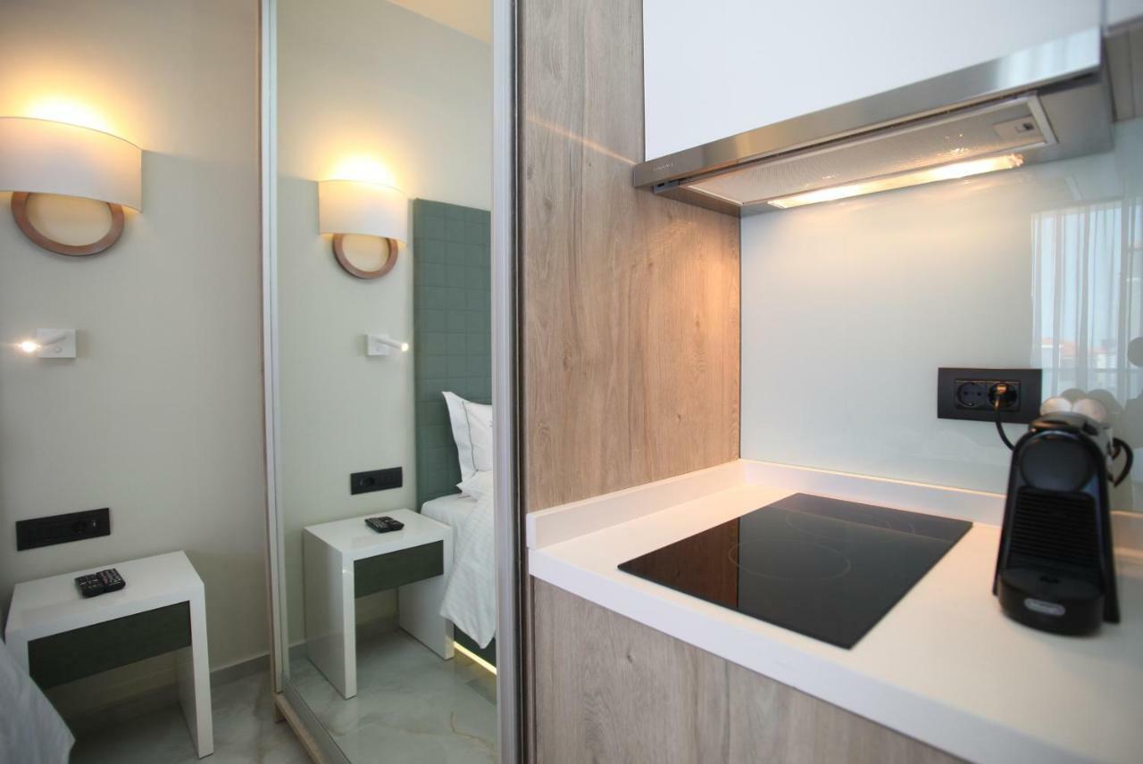 Athinais Luxury Apartments Ханиоти Экстерьер фото
