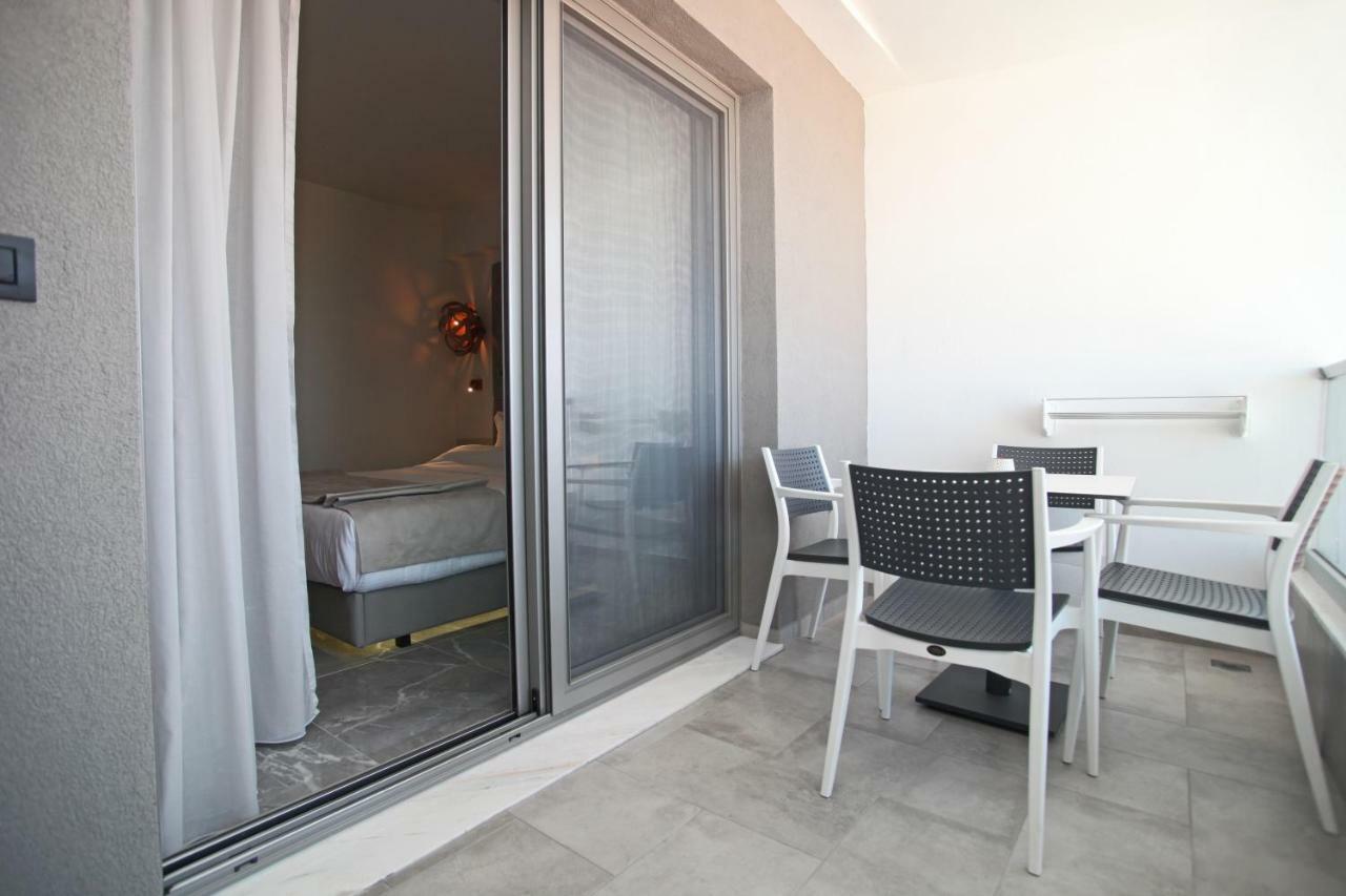 Athinais Luxury Apartments Ханиоти Экстерьер фото